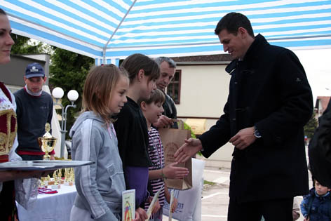 Generalni sekretar OKS dodeljuje medalje najuspesnijim